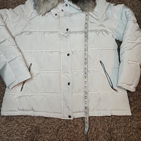 SAM EDELMAN Water Repellent Puffer Coat with zip off Faux Fur Collar - Picture 6 of 12